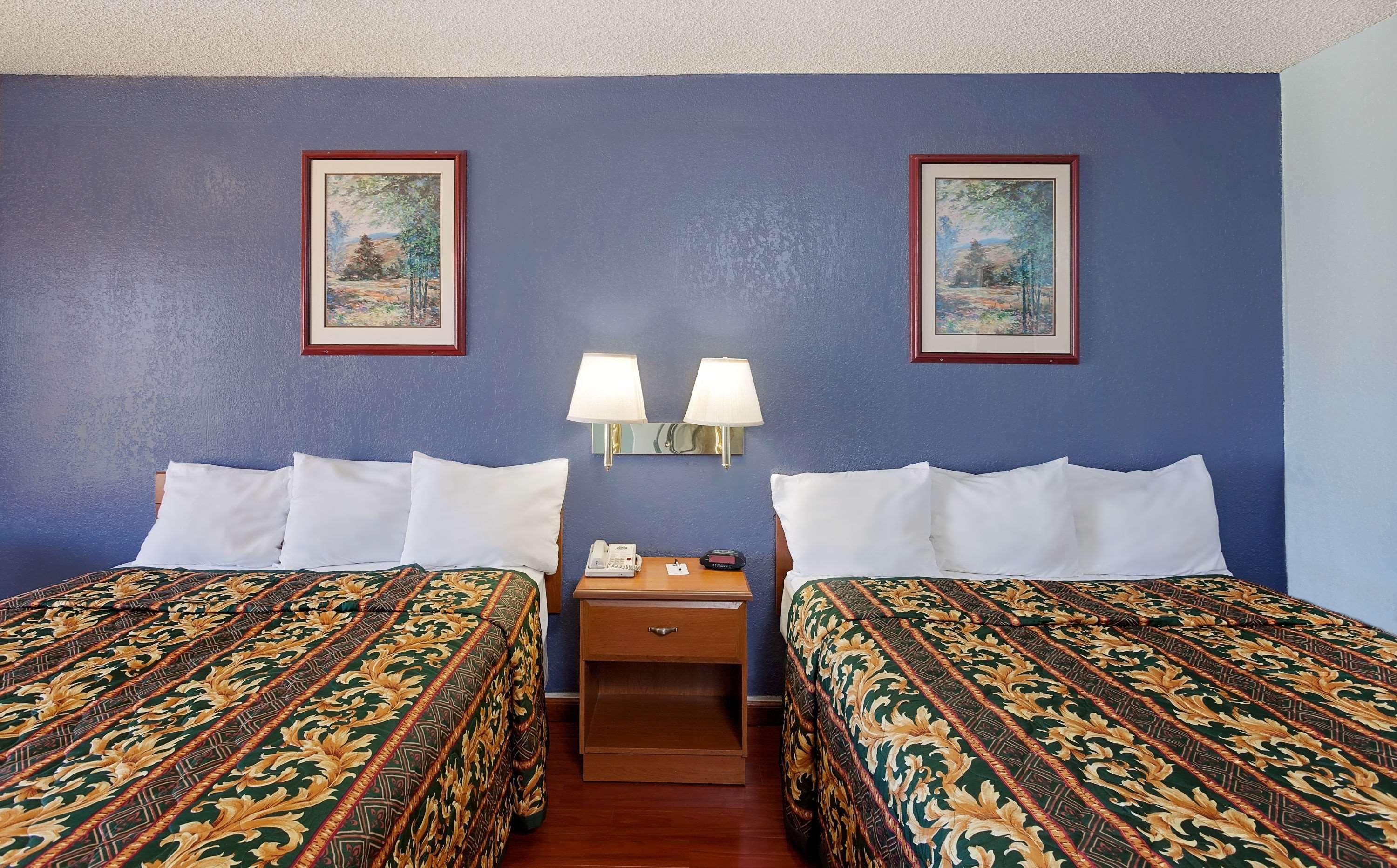 Knights Inn Palmdale Ngoại thất bức ảnh