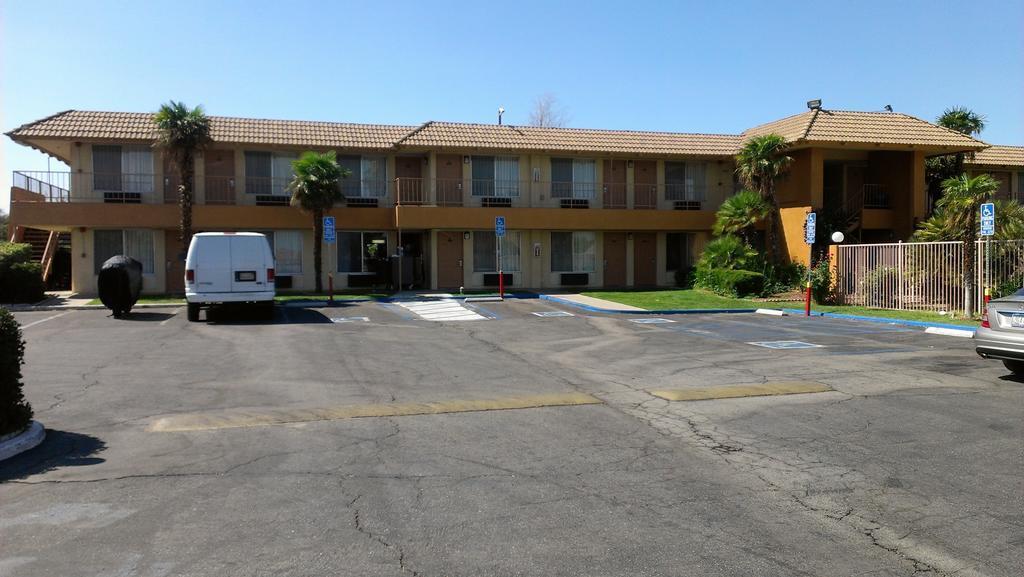 Knights Inn Palmdale Ngoại thất bức ảnh