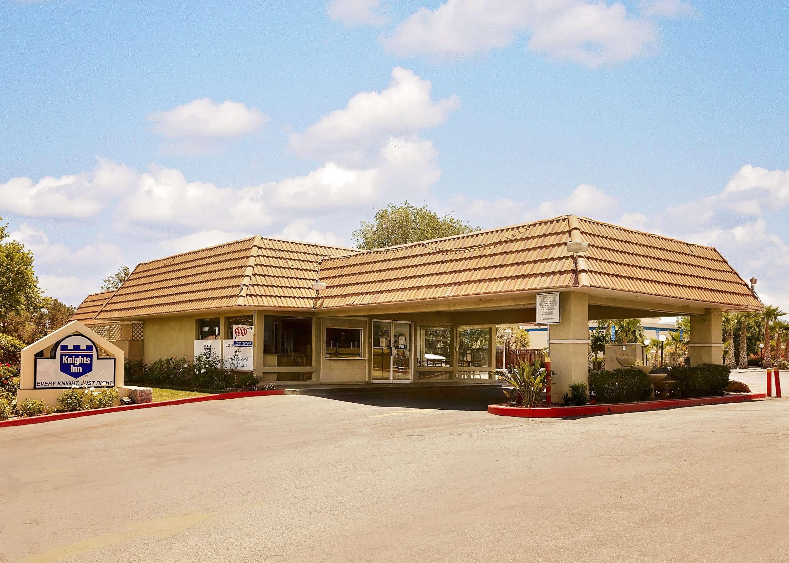 Knights Inn Palmdale Ngoại thất bức ảnh