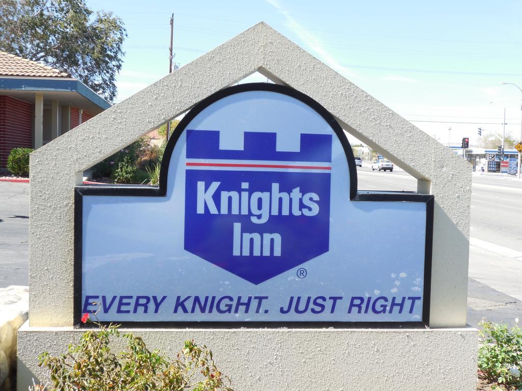 Knights Inn Palmdale Ngoại thất bức ảnh