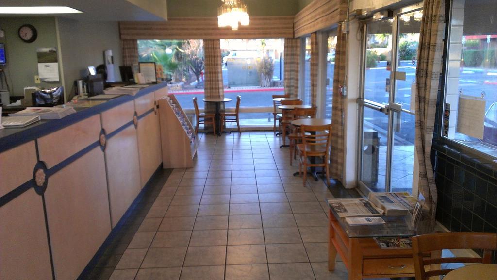Knights Inn Palmdale Ngoại thất bức ảnh